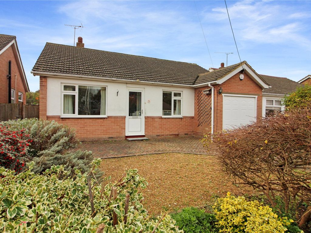 2 bed bungalow for sale in Tunbury Avenue, Walderslade, Kent ME5 Zoopla
