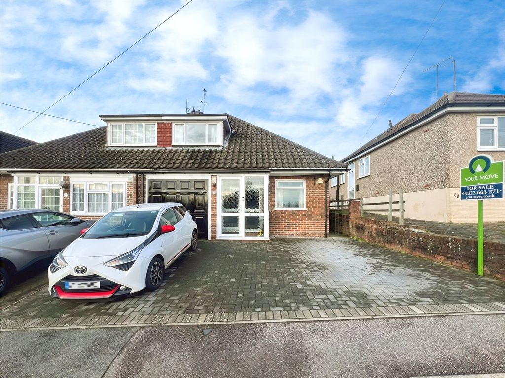 3 bed semidetached house for sale in Plantation Road, Hextable