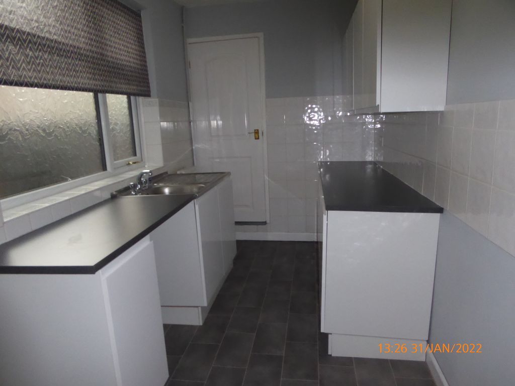 2 bed terraced house to rent in Turner Street, Birches Head ST1, £645