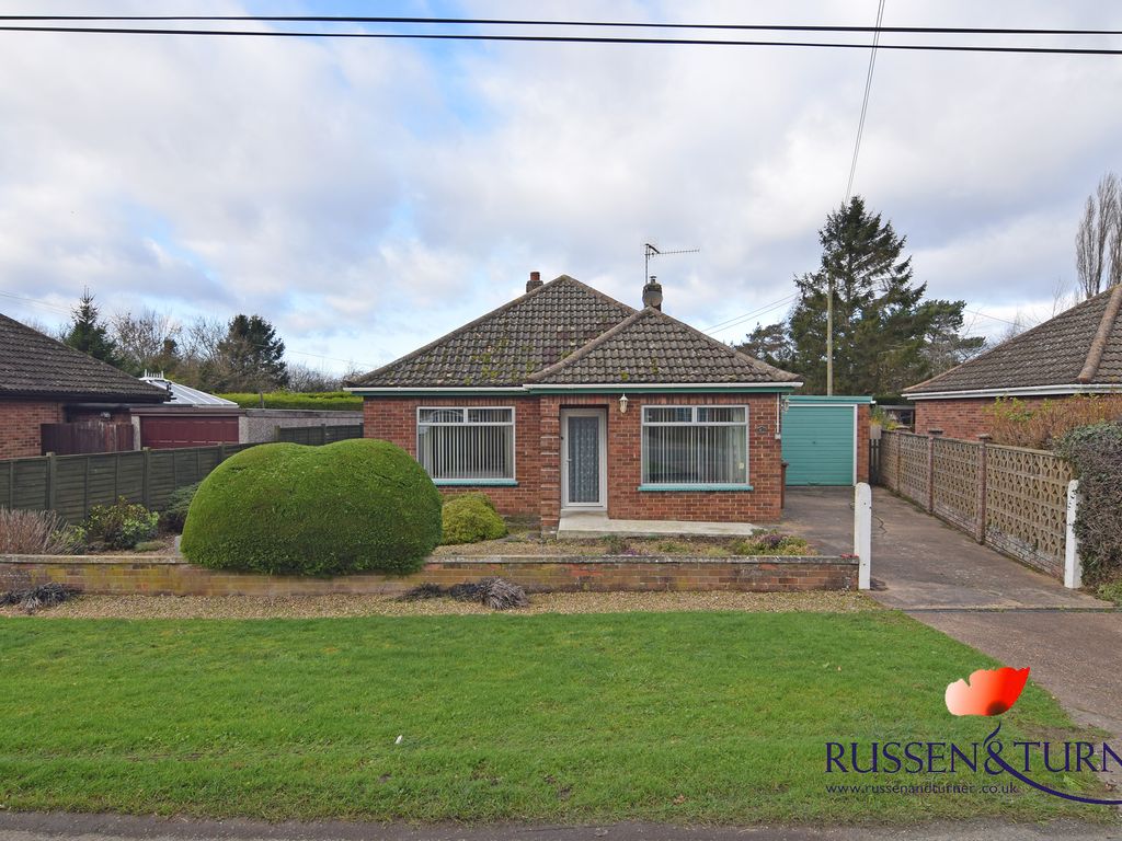 3 bed bungalow for sale in Station Road, Clenchwarton, King's Lynn PE34