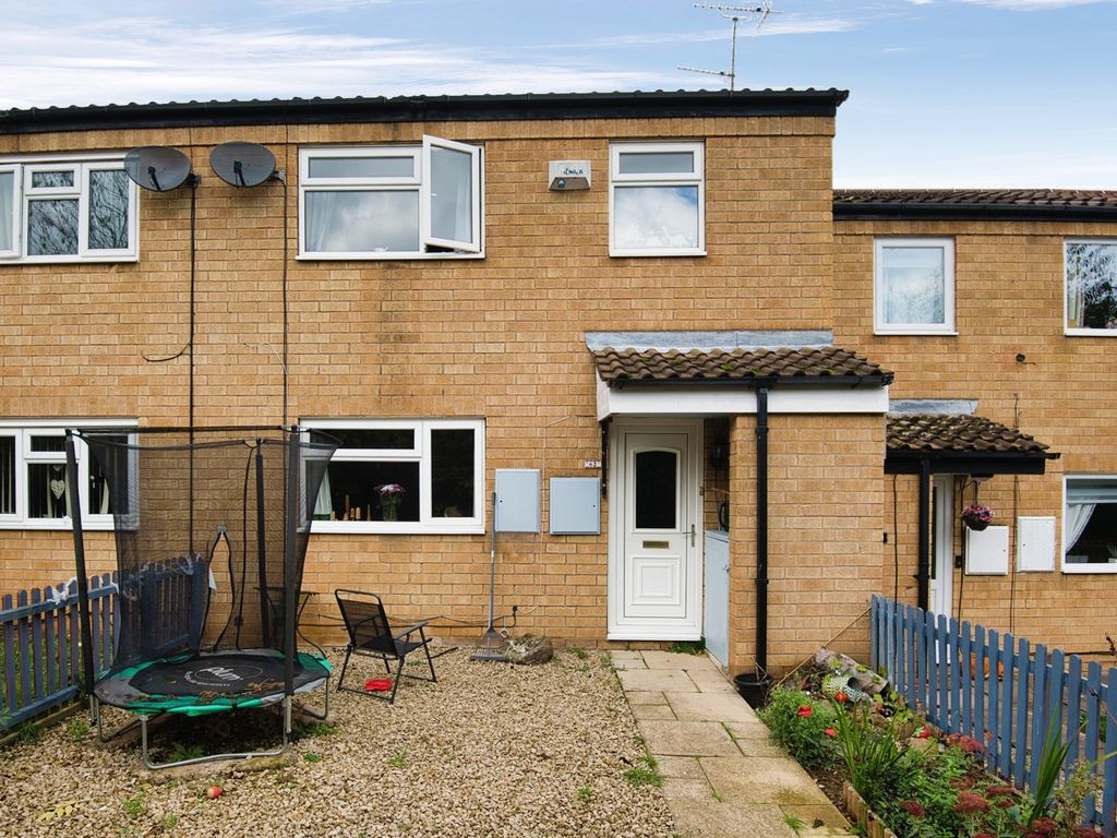 Trefoil, Tamworth B77  