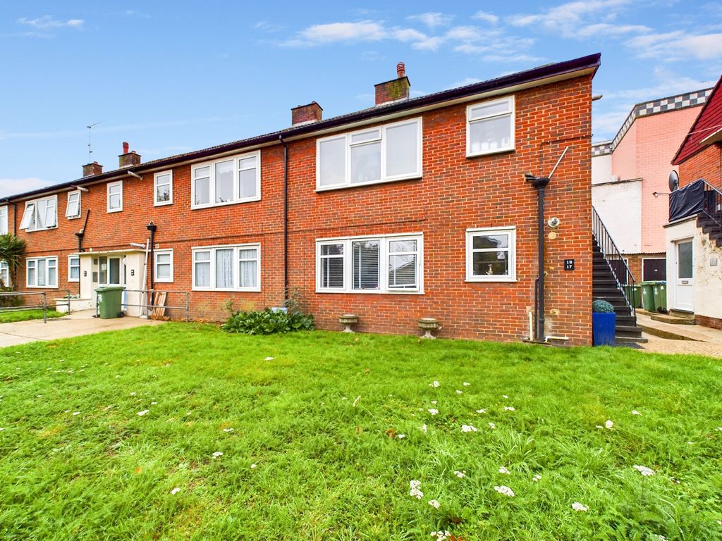 1 bed terraced house for sale in Tower Road, Bexleyheath DA7, £250,000