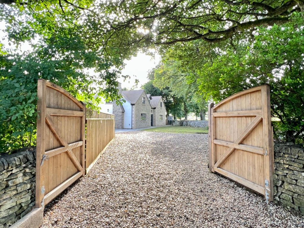 4 bed detached house for sale in The New House, Middle Hill, Eastcombe ...