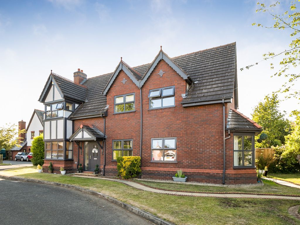 4 bed detached house for sale in Mulsford Court, Worthenbury, Wrexham