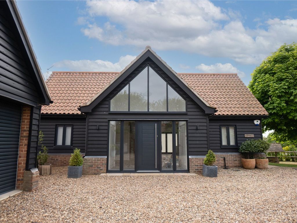 3 bed detached house to rent in Whitehouse Lane, West Bergholt