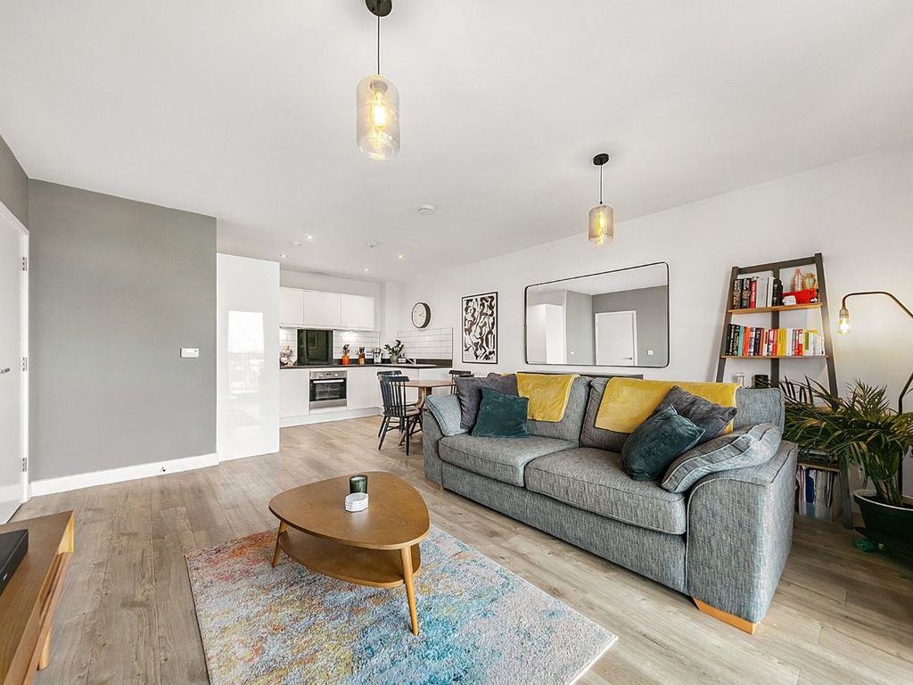 1 bed flat to rent in Lambourne House, Apple Yard, London SE20 Zoopla