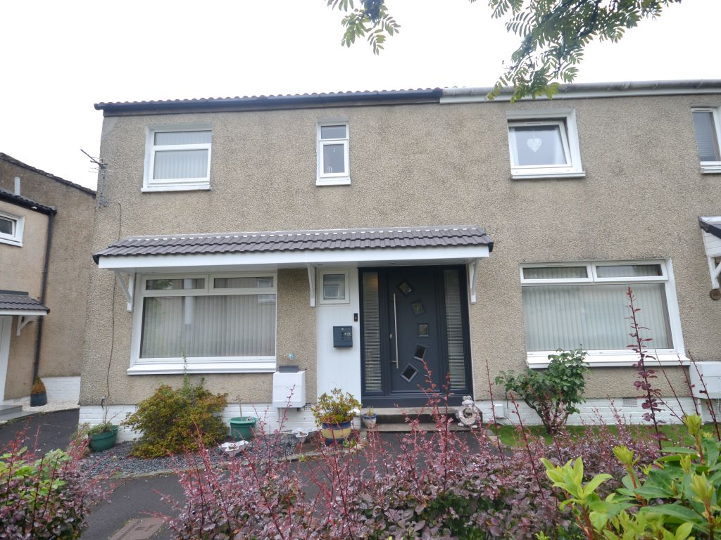 3 bed end terrace house for sale in Chestnut Avenue, Glasgow G67, £