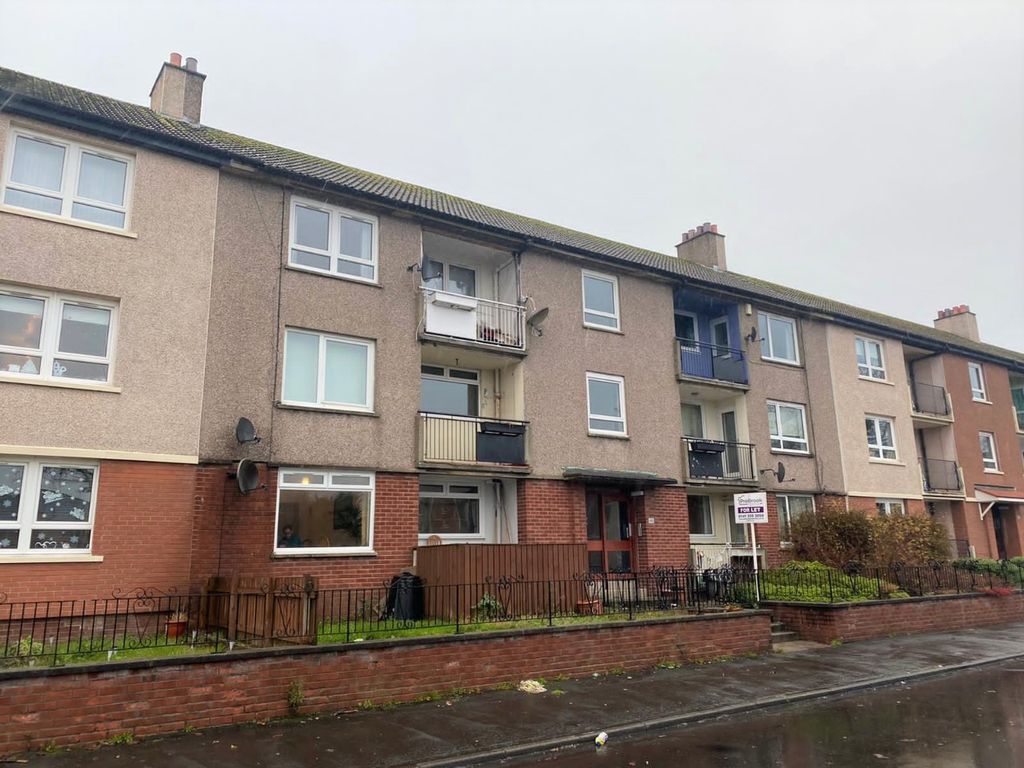 2 bed flat to rent in Garscadden Road South, Knightswood, Glasgow G13 Zoopla