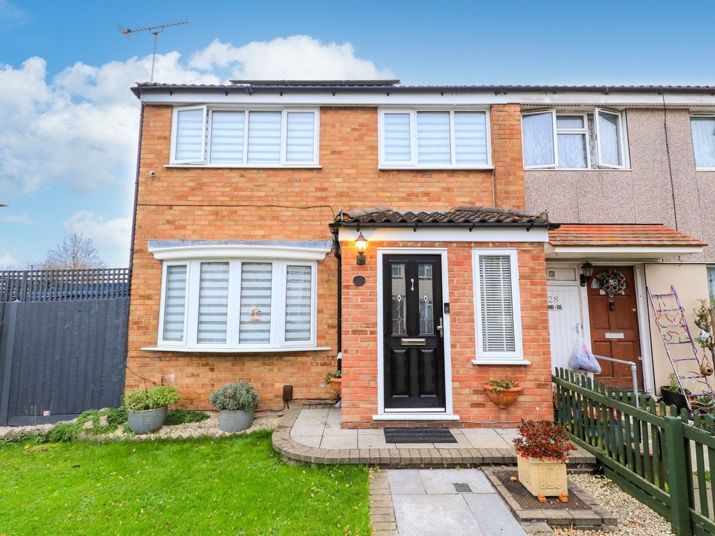 3 bed end terrace house for sale in Auckland Close, Enfield EN1 Zoopla