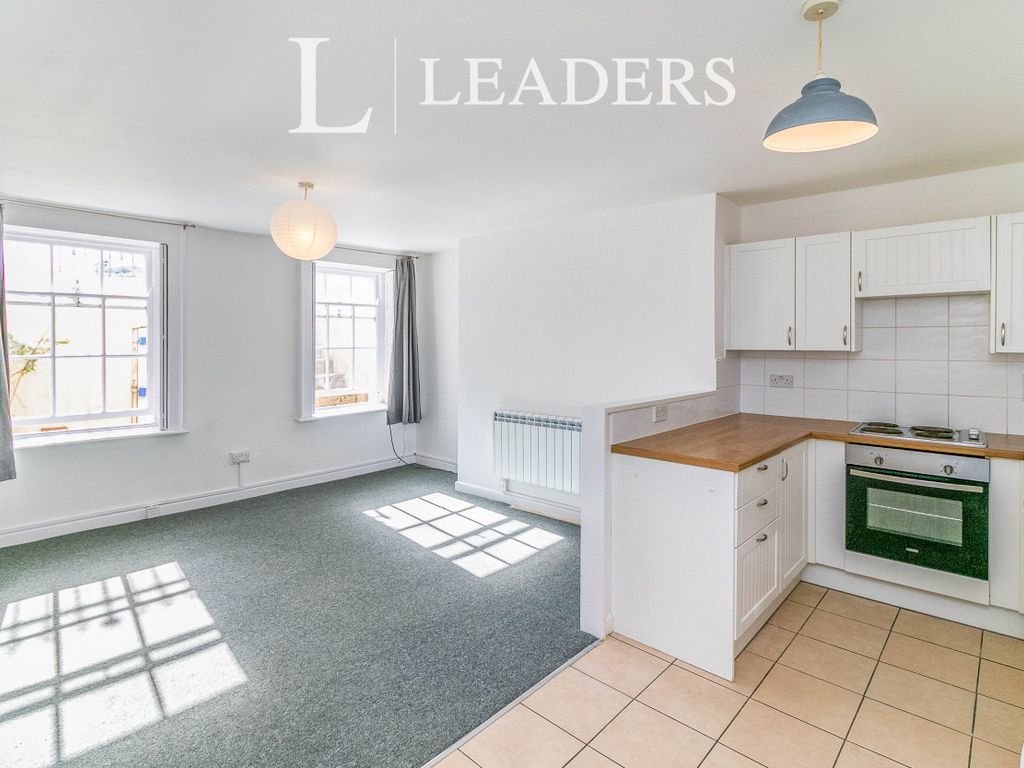 1 bed flat to rent in Sea Front, Hayling Island PO11, £800 pcm Zoopla