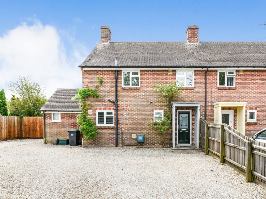 3 bed semidetached house for sale in Margaret Place, Dorchester