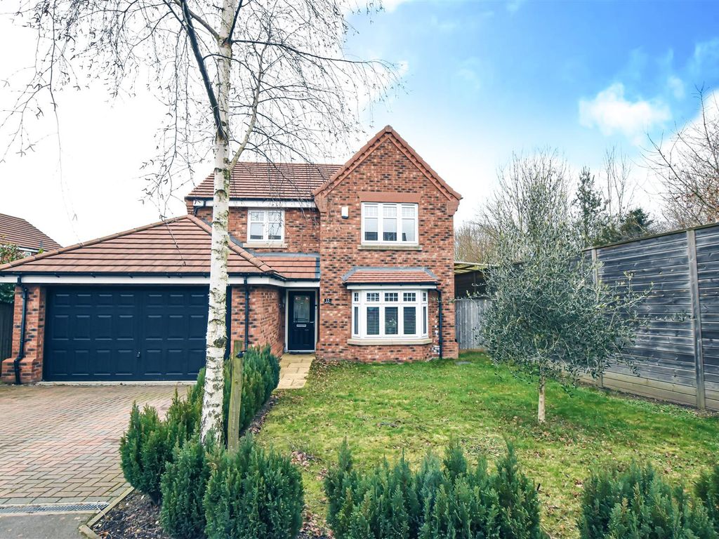 4 bed detached house for sale in Nightingale Grove, South Normanton