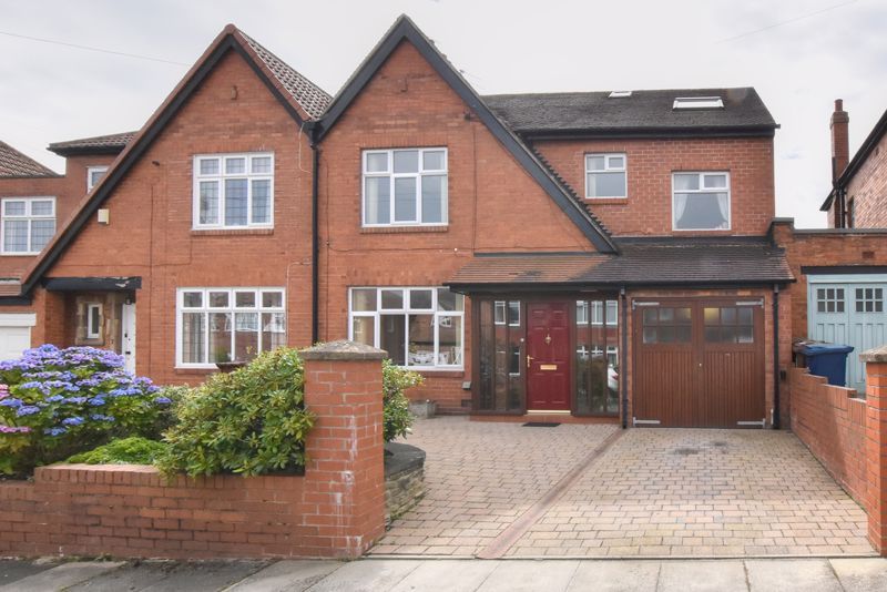 6 bed semidetached house for sale in The High Gate, Kenton, Newcastle