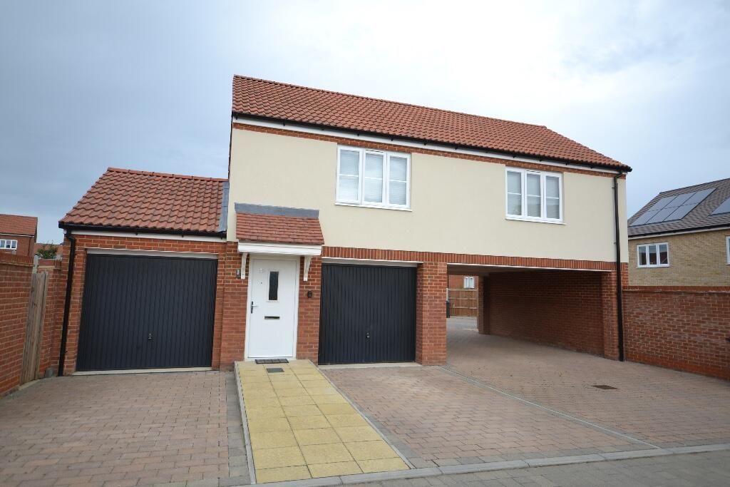 2 bed detached house for sale in Davey Road, Stortford CM23, £