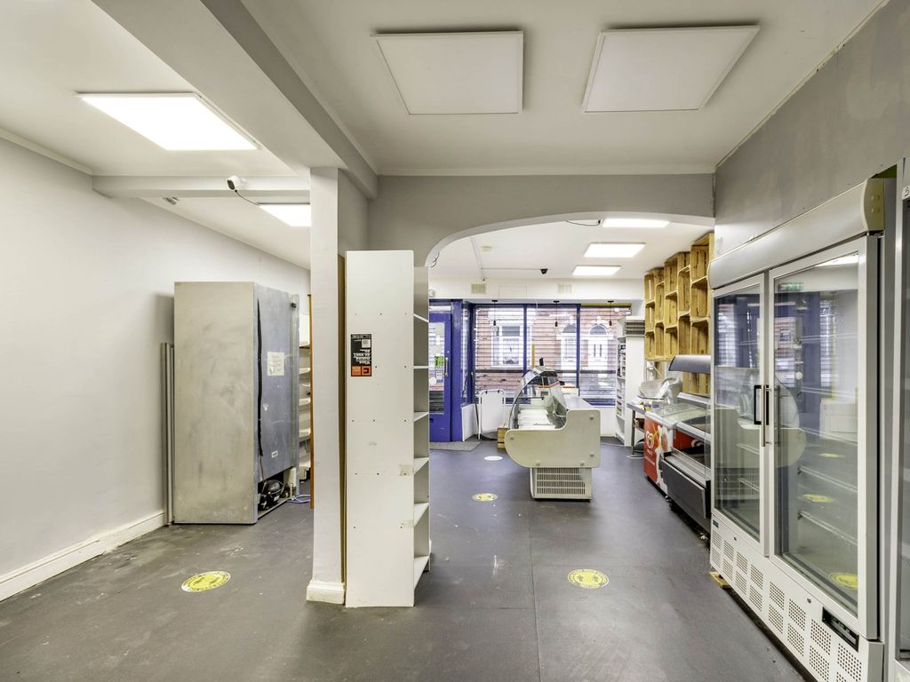 2 bed terraced house for sale in Trinity Street, Gainsborough DN21, £