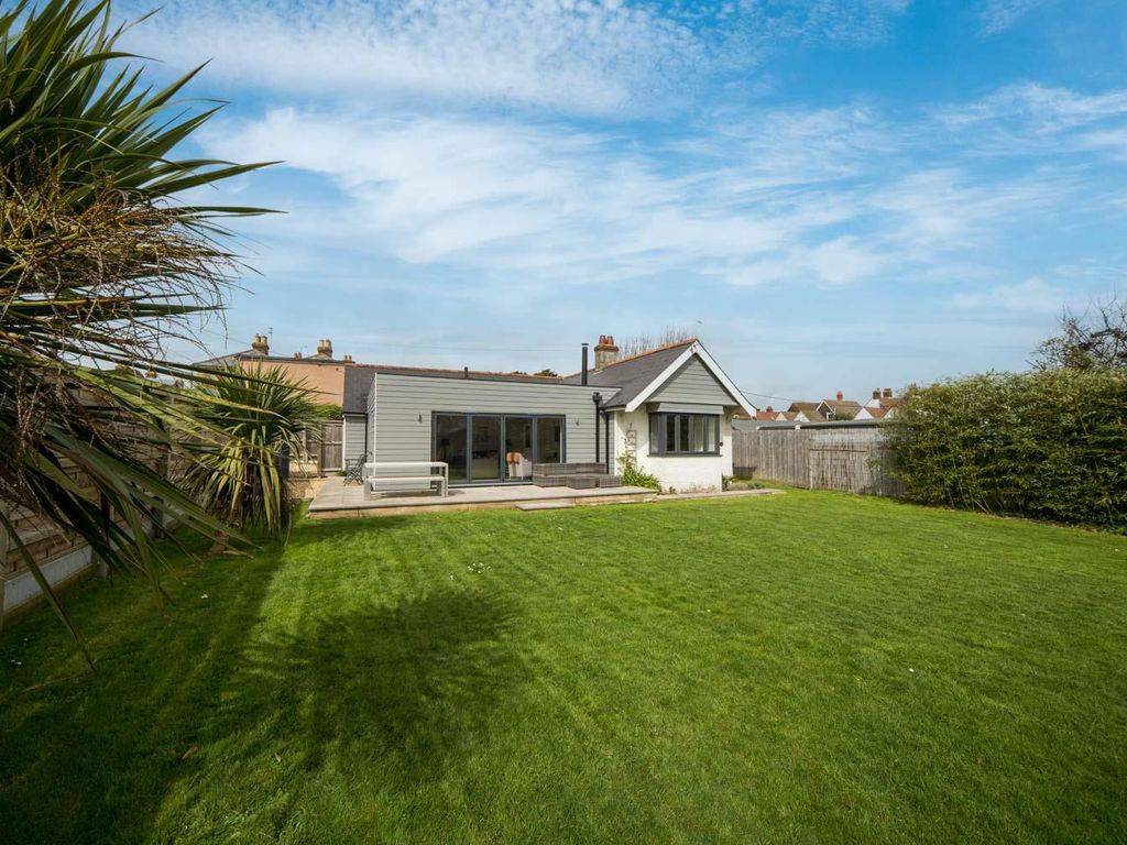 4 bed detached bungalow for sale in Road, Bembridge PO35 Zoopla