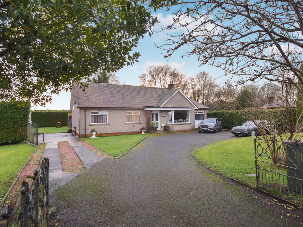 4 bed detached bungalow for sale in Meigle Road, Alyth, Blairgowrie