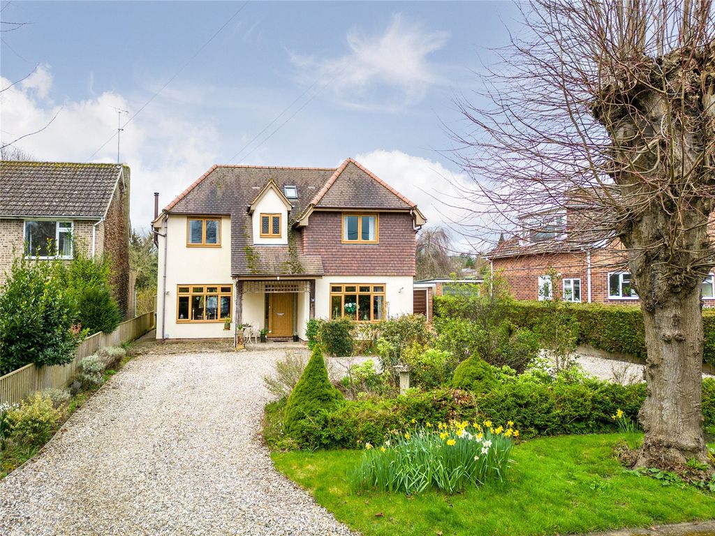 4 bed detached house for sale in Croft Lane, Newbury, Berkshire RG14, £