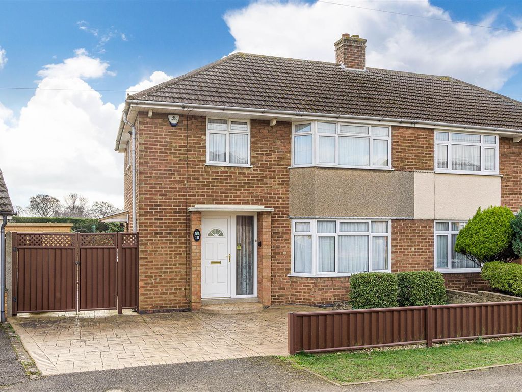 3 bed semidetached house for sale in Ridgeway, Wellingborough NN8 Zoopla