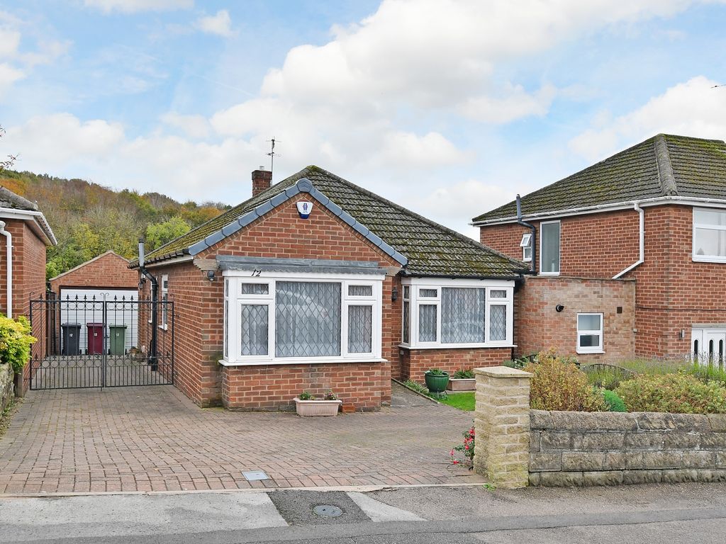 3 bed detached bungalow for sale in The Knoll, Dronfield, Derbyshire