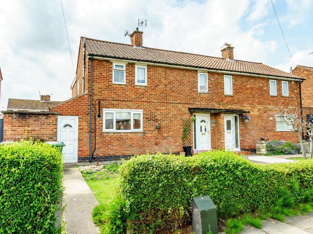 4 bed semidetached house for sale in Road, Dringhouses, York