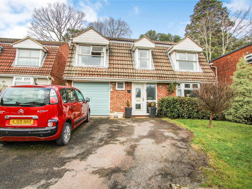 4 bed detached house for sale in Belvedere Road, Dibden Purlieu