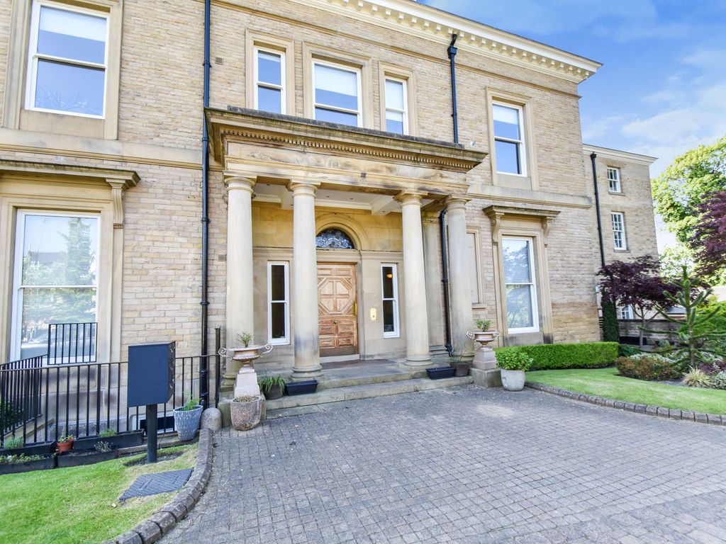 2 bed flat for sale in The Residences, Scholes Lane, Prestwich