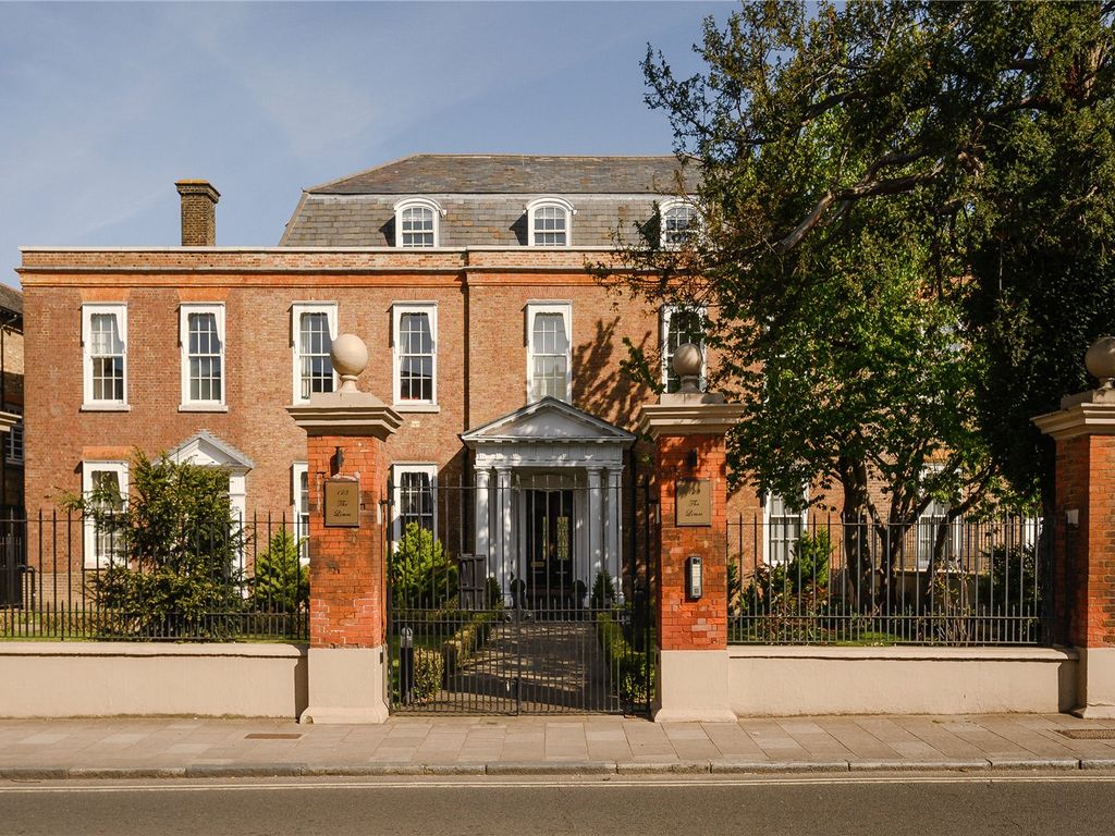 New home, 4 bed flat for sale in Mortlake High Street, London SW14, £1,750,000 Zoopla