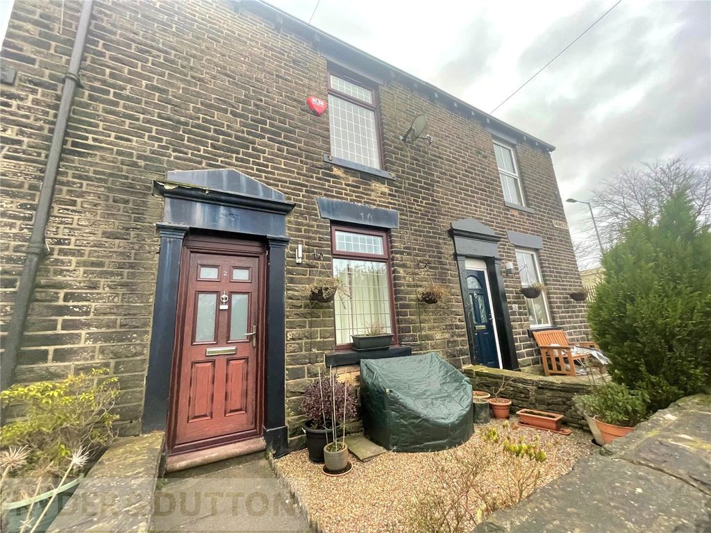 2 bed terraced house to rent in Knowsley, Springhead, Saddleworth OL4
