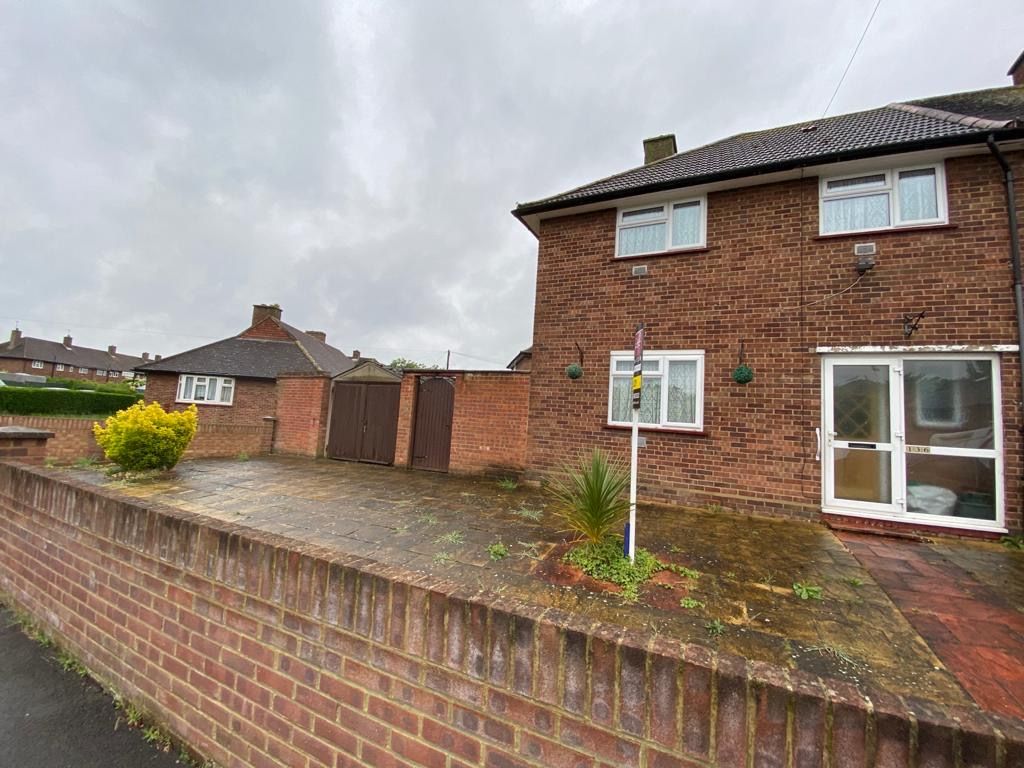 3 bed semidetached house for sale in Carlton Avenue, Feltham TW14 Zoopla