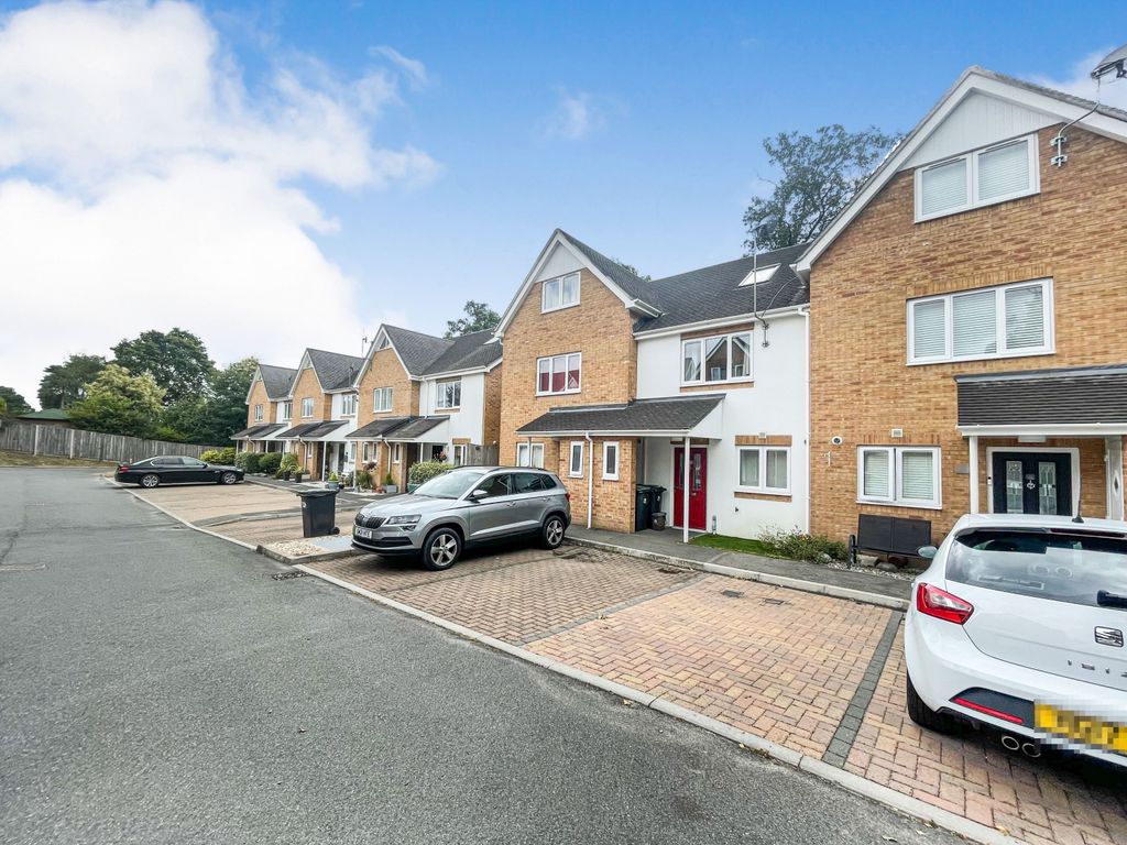 3 bed terraced house to rent in Olivia Close, Corfe Mullen, Wimborne BH21 Zoopla