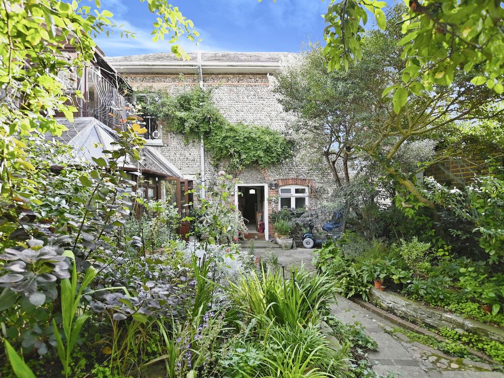 4 bed detached house for sale in Arundel Road, Littlehampton, West