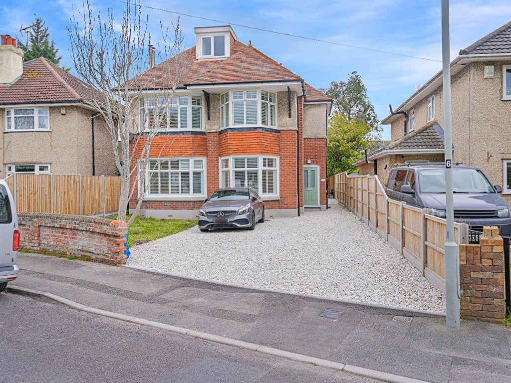 3 bed flat for sale in Parkstone Avenue, Lower Parkstone, Poole, Dorset