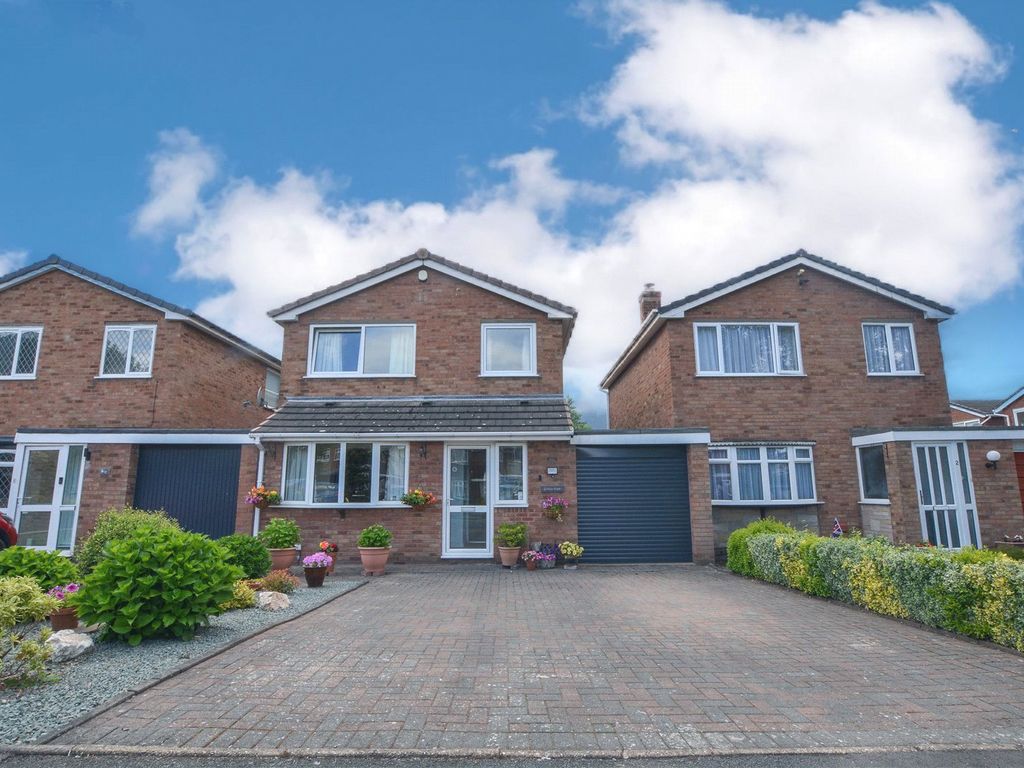 Edgar Close Tamworth Staffordshire B79  