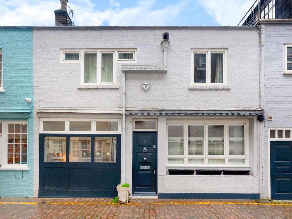 2 bed terraced house for sale in Victoria Grove Mews, Notting Hill Gate