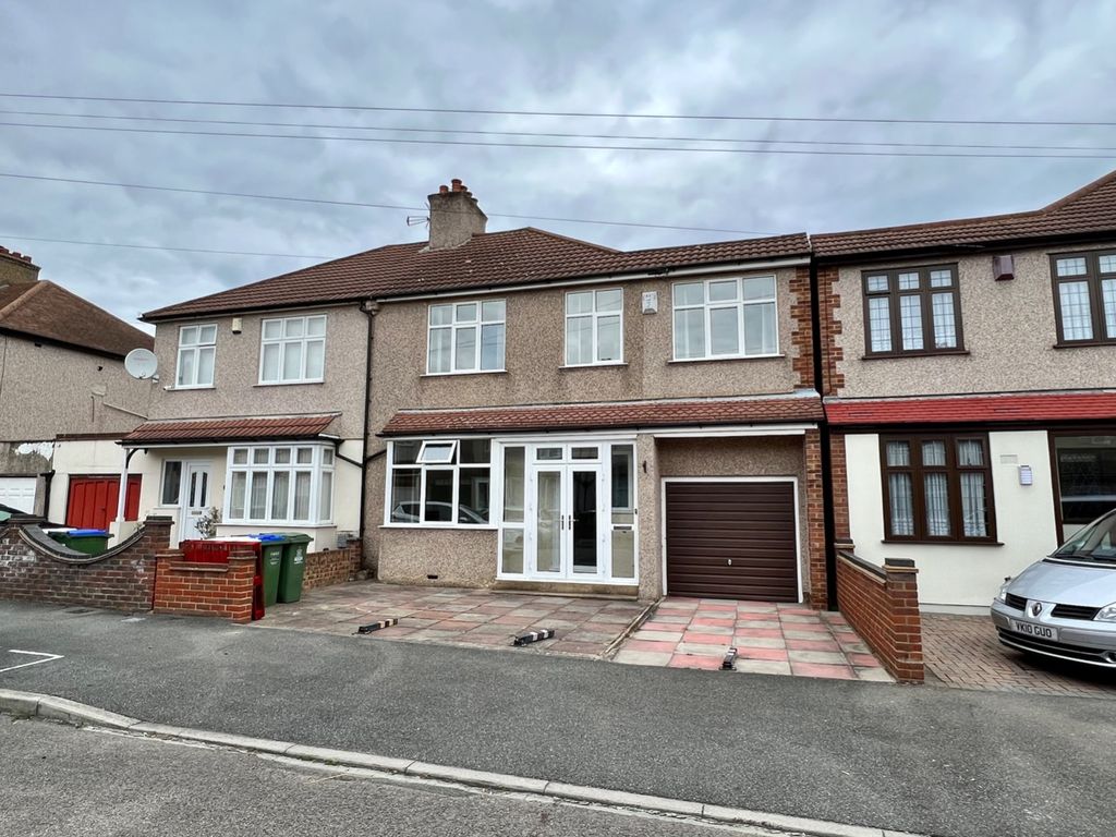 4 bed semidetached house to rent in Somerhill Road, Welling DA16 Zoopla