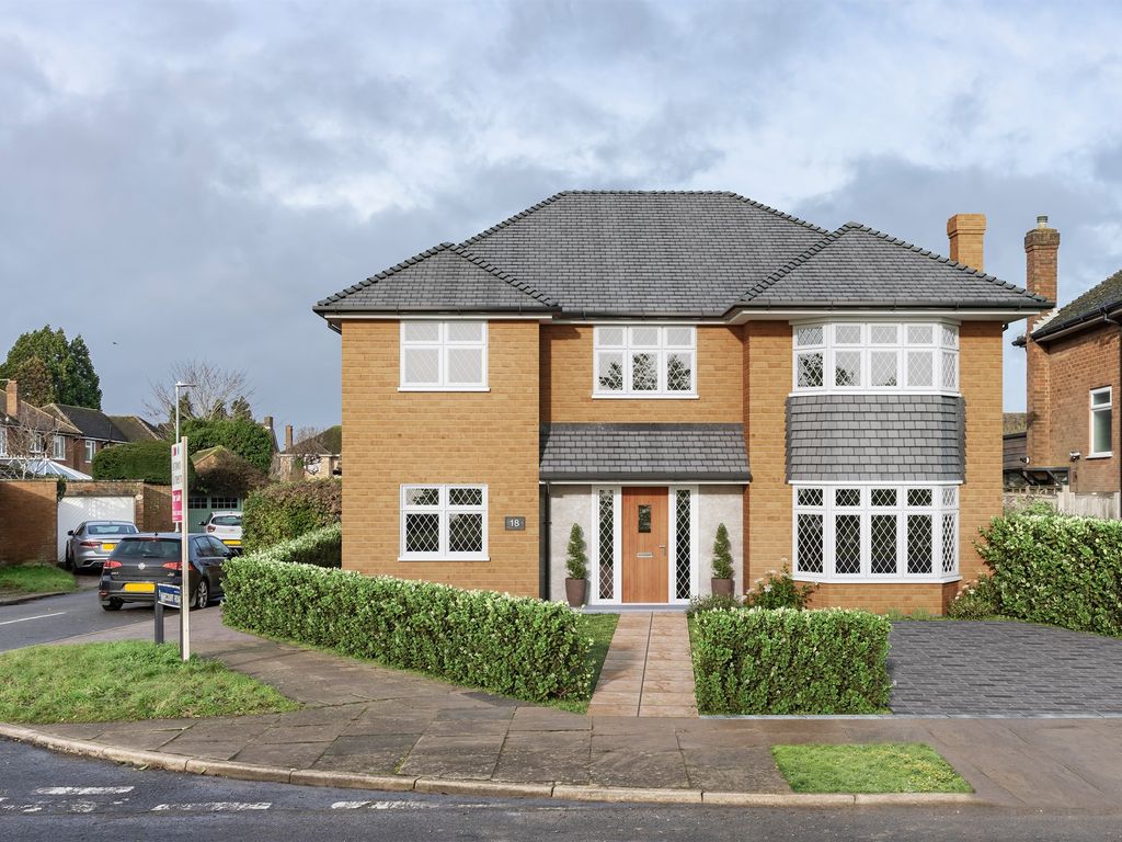 New home, 4 bed detached house for sale in Harcourt Road, Tring HP23