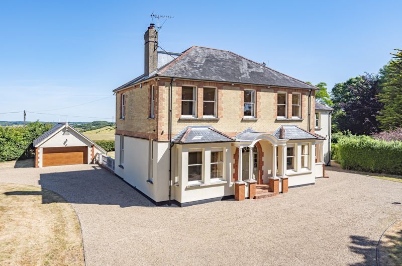 6 bed country house for sale in Teddars Leas, Etchinghill, Folkestone