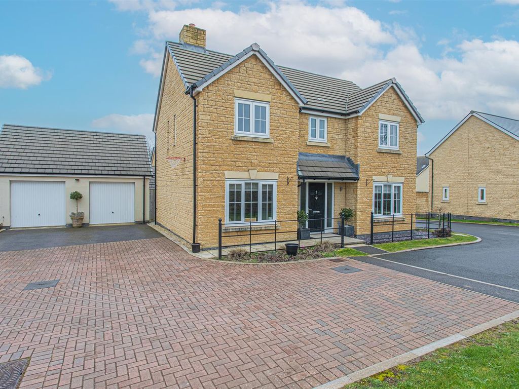 4 bed detached house for sale in Duke Crescent, Corsham SN13 Zoopla