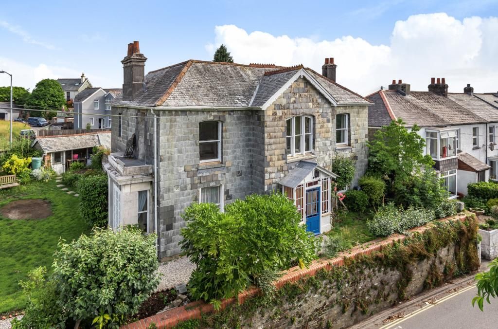 3 bed detached house for sale in Pengover Road, Liskeard, Cornwall PL14