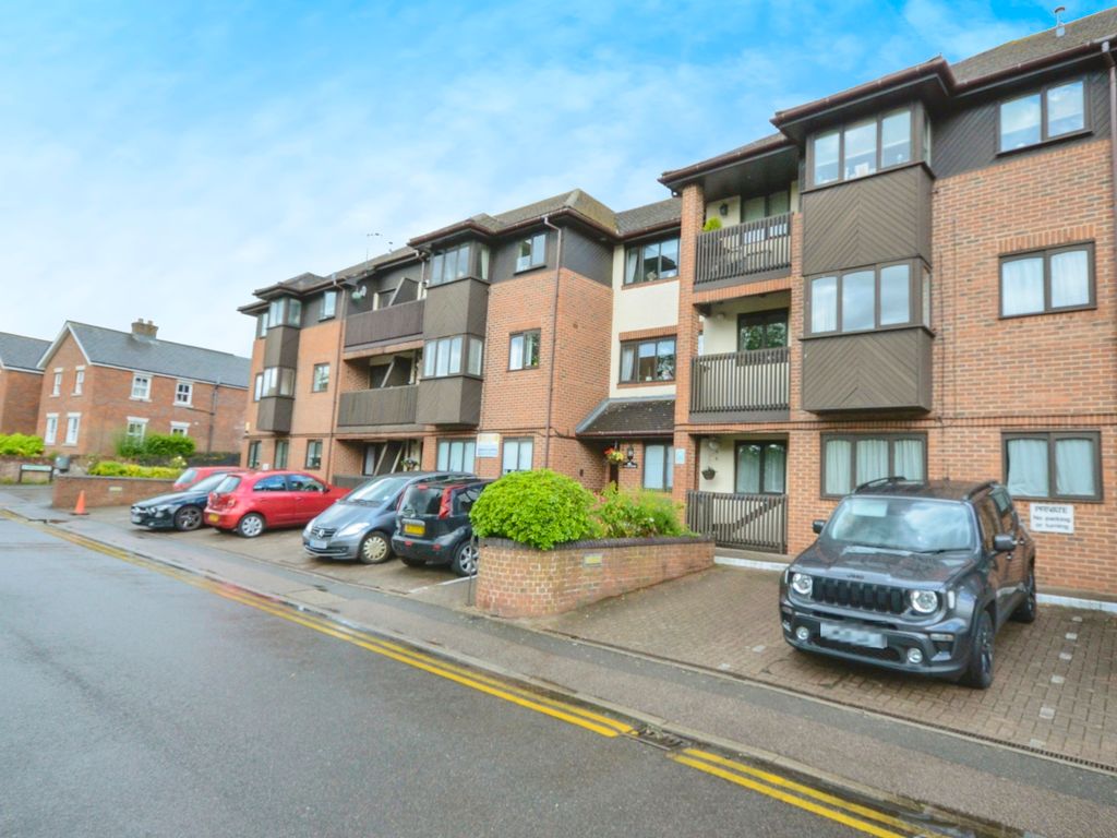 1 bed flat for sale in Cotterells, Hemel Hempstead HP1, £150,000 Zoopla