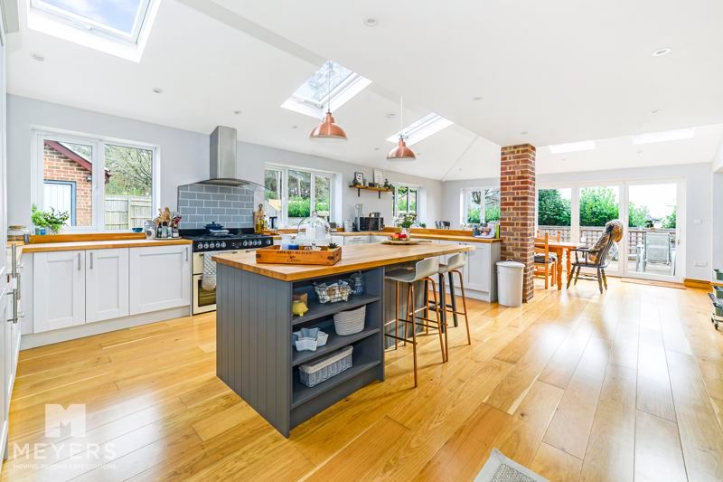 4 bed detached house for sale in Morden Road, Wareham BH20 Zoopla