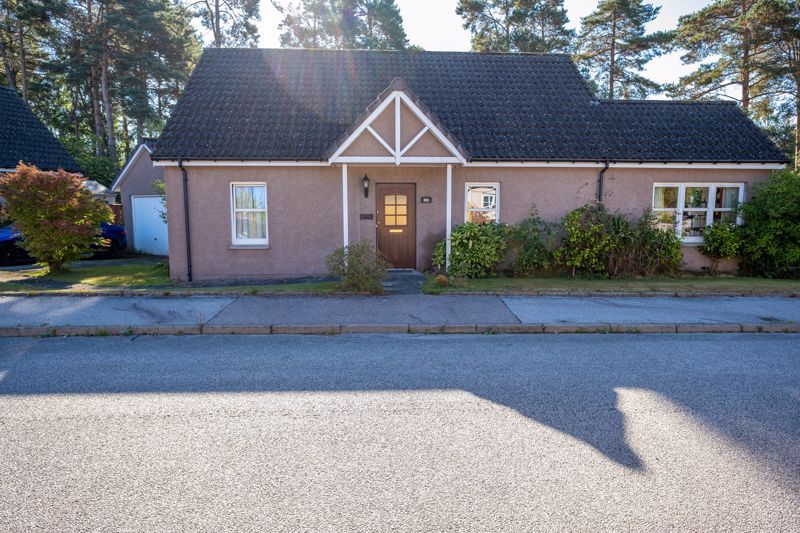 2 bed detached bungalow for sale in Ash Tree Road, Banchory AB31 Zoopla