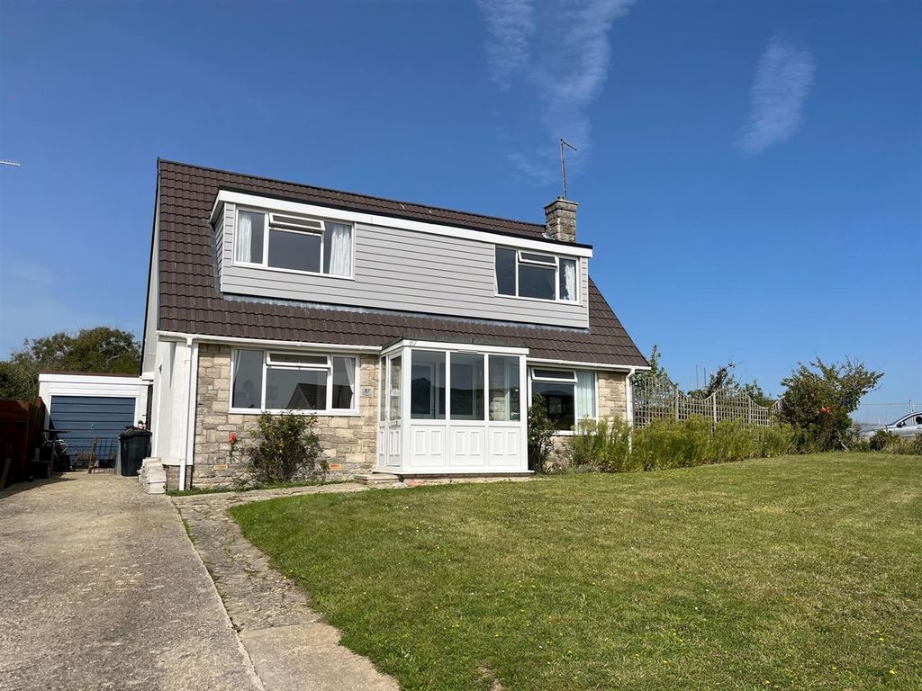 4 bed detached bungalow for sale in Durberville Drive, Swanage BH19, £
