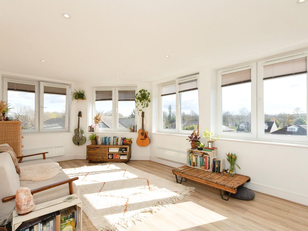 1 bed flat for sale in Quadra House, Bessemer Road, Basingstoke