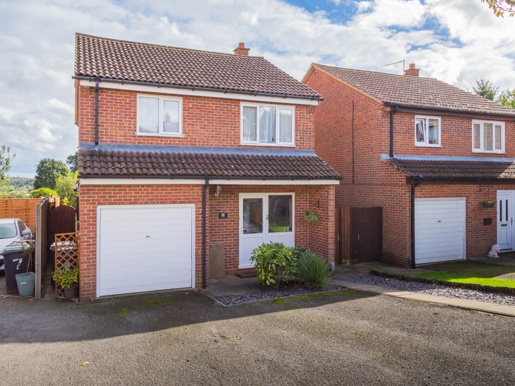 3 bed detached house for sale in Perkins Road, Irthlingborough