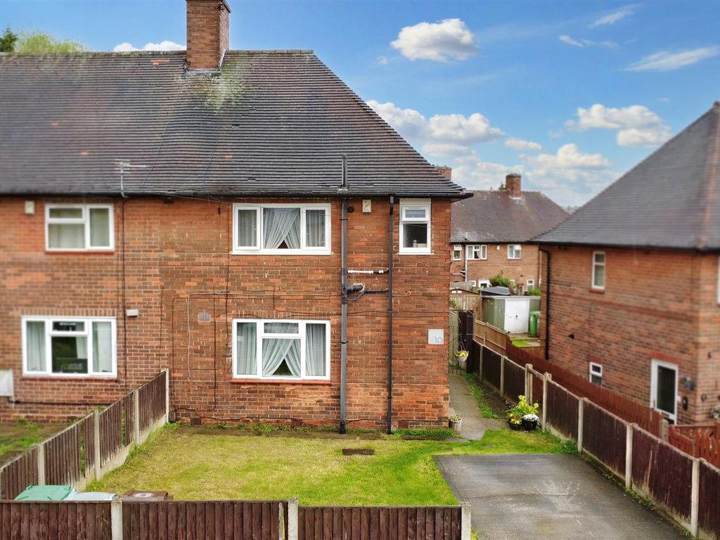 3 bed semidetached house for sale in Northwood Crescent, Arnold