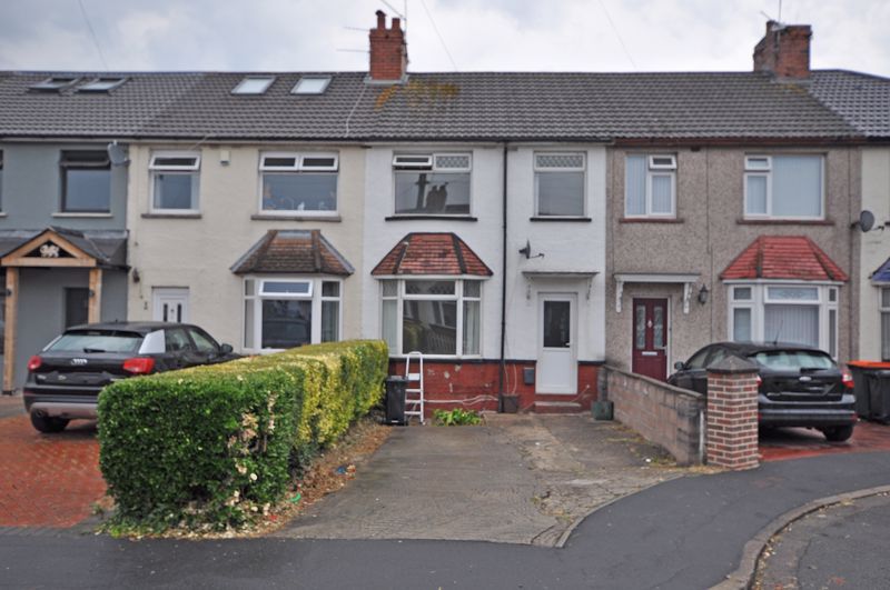 3 bed terraced house to rent in BayFronted House, Blake Road, Newport