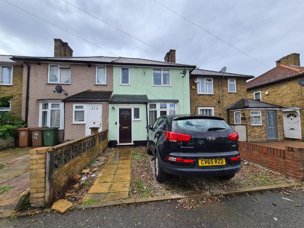 3 bed terraced house for sale in Peterborough Road, Carshalton SM5 Zoopla