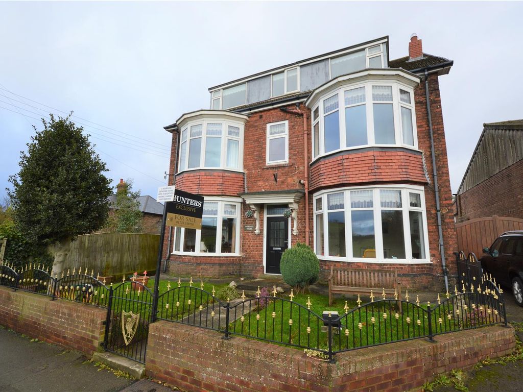 8 bed detached house for sale in Bridlington Road, Hunmanby, Filey YO14
